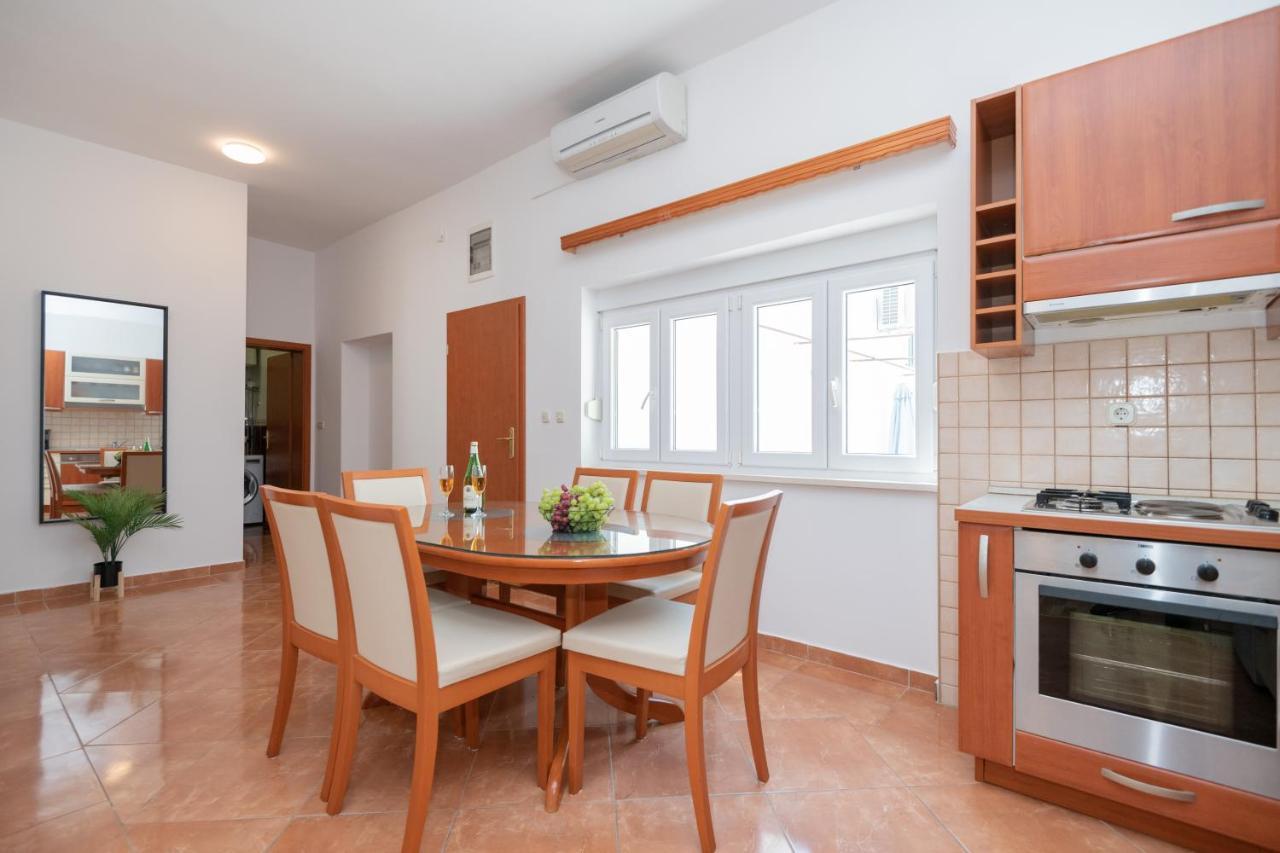 Apartment Petra Imotski Bagian luar foto